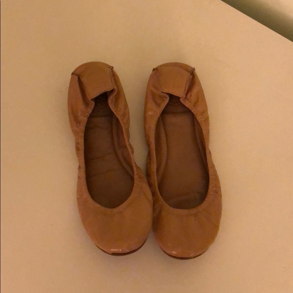 Great nude ballet flats Tory Burch!